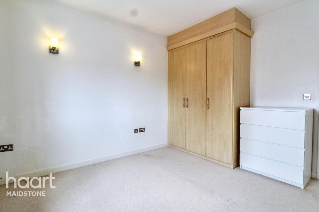 Empty bedroom before AI virtual staging